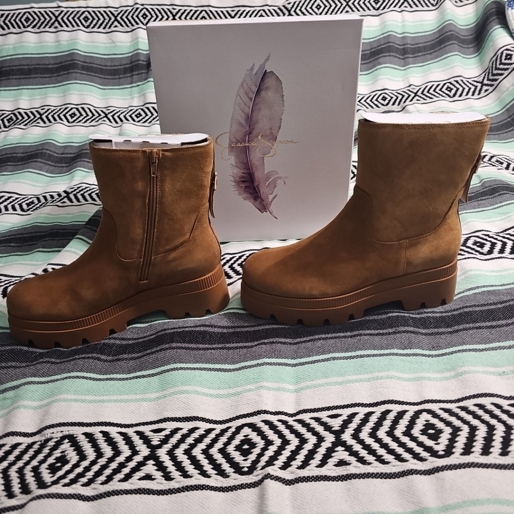 Jessica Simpson Ulalie Tuscan Tan Serpa Lined Oiled Suede Boot Size 6.5 NEW